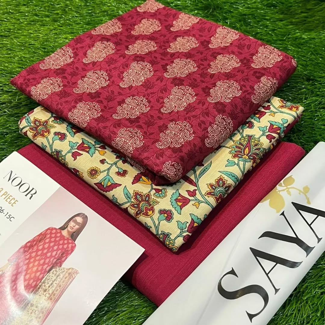 Digital Printed 3 Piece Soft Khaddar Suit-11