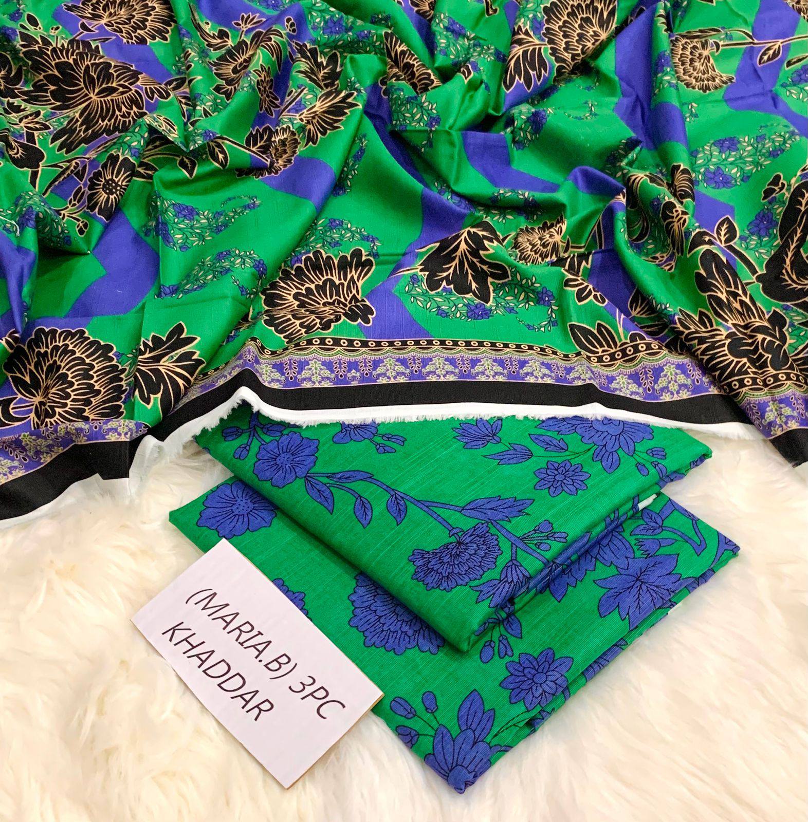 Digital Printed 3 Pcs Soft Khaddar Suit -14