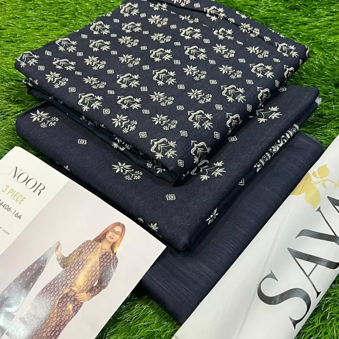 Digital Printed 3 Piece Soft Khaddar Suit-14