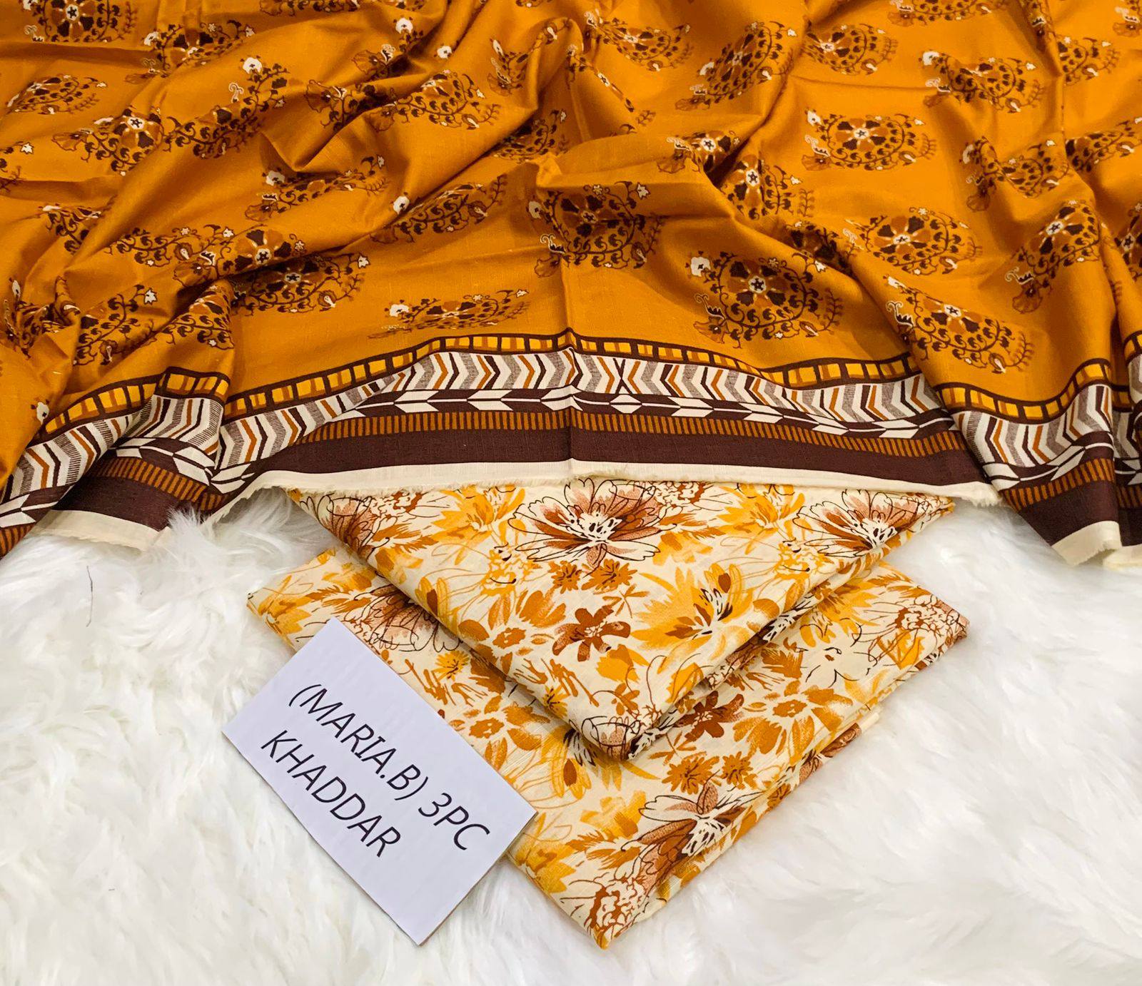 Digital Printed 3 Pcs Soft Khaddar Suit -16