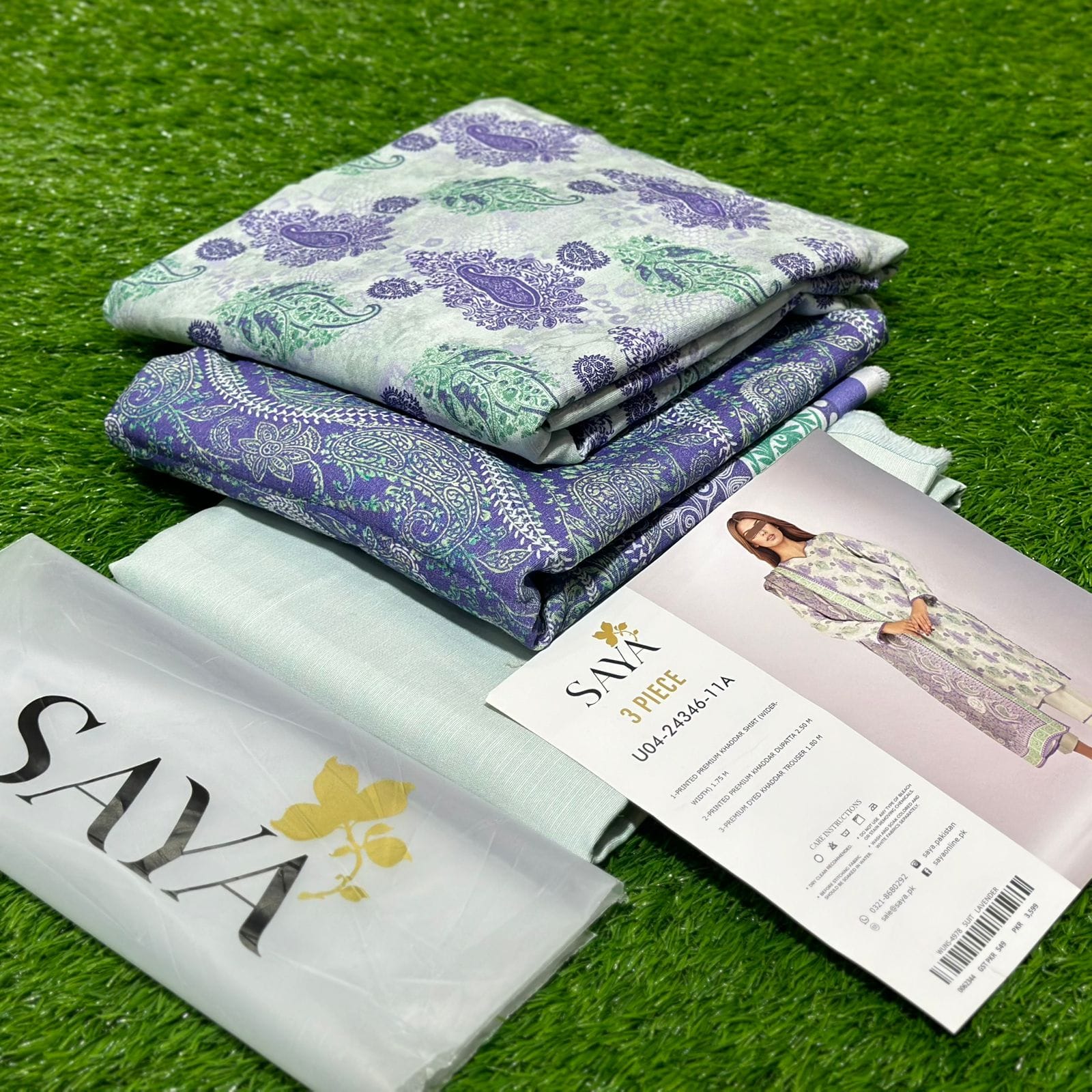 Digital Printed 3 Piece Soft Khaddar Suit-18