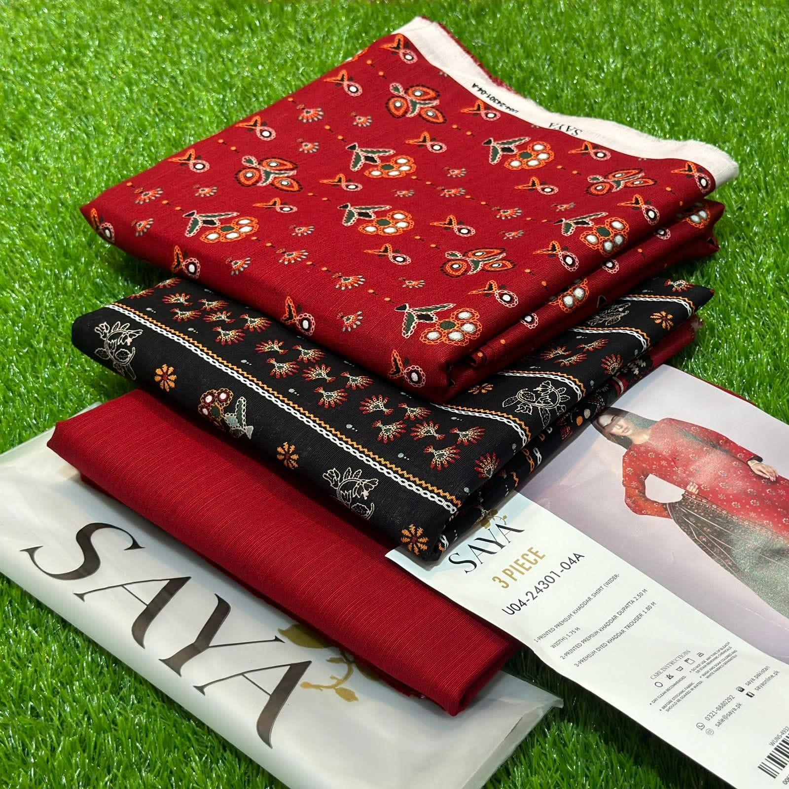 Digital Printed 3 Piece Soft Khaddar Suit-01