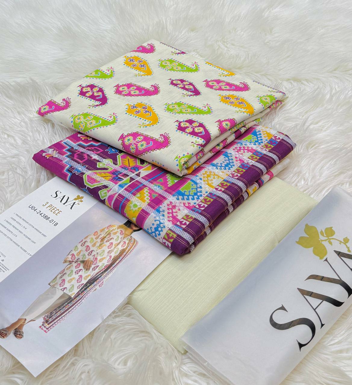 Digital Printed 3 Piece Soft Khaddar Suit-20