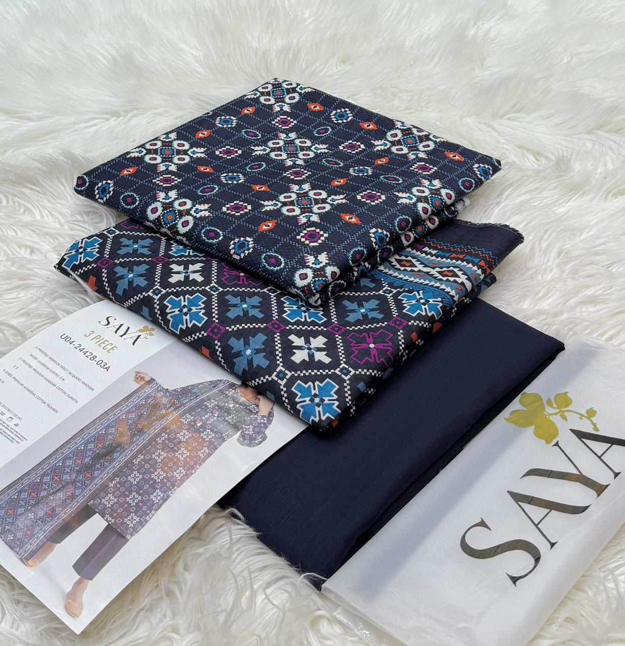 Digital Printed 3 Piece Soft Khaddar Suit-21