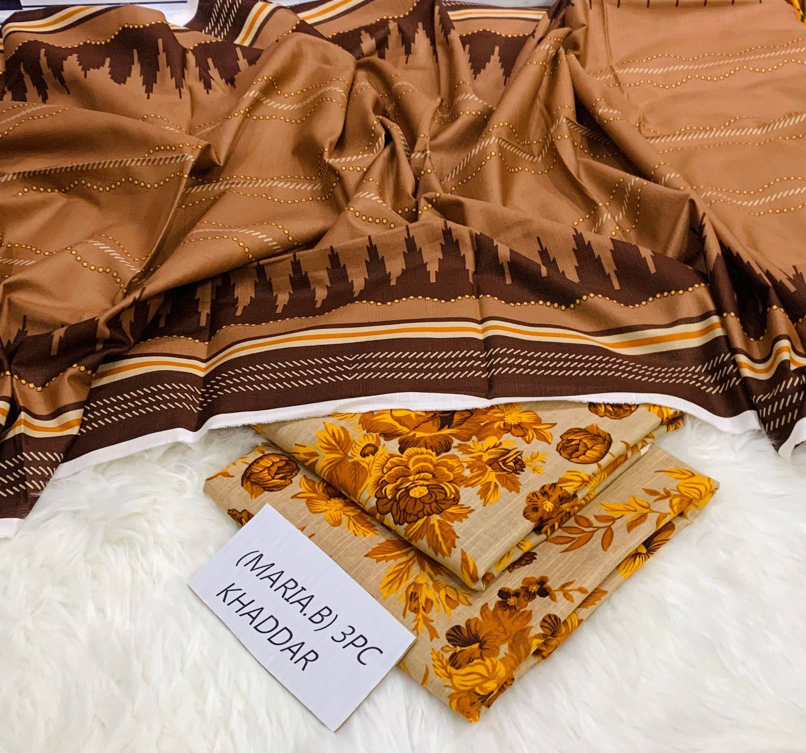 Digital Printed 3 Pcs Soft Khaddar Suit -22