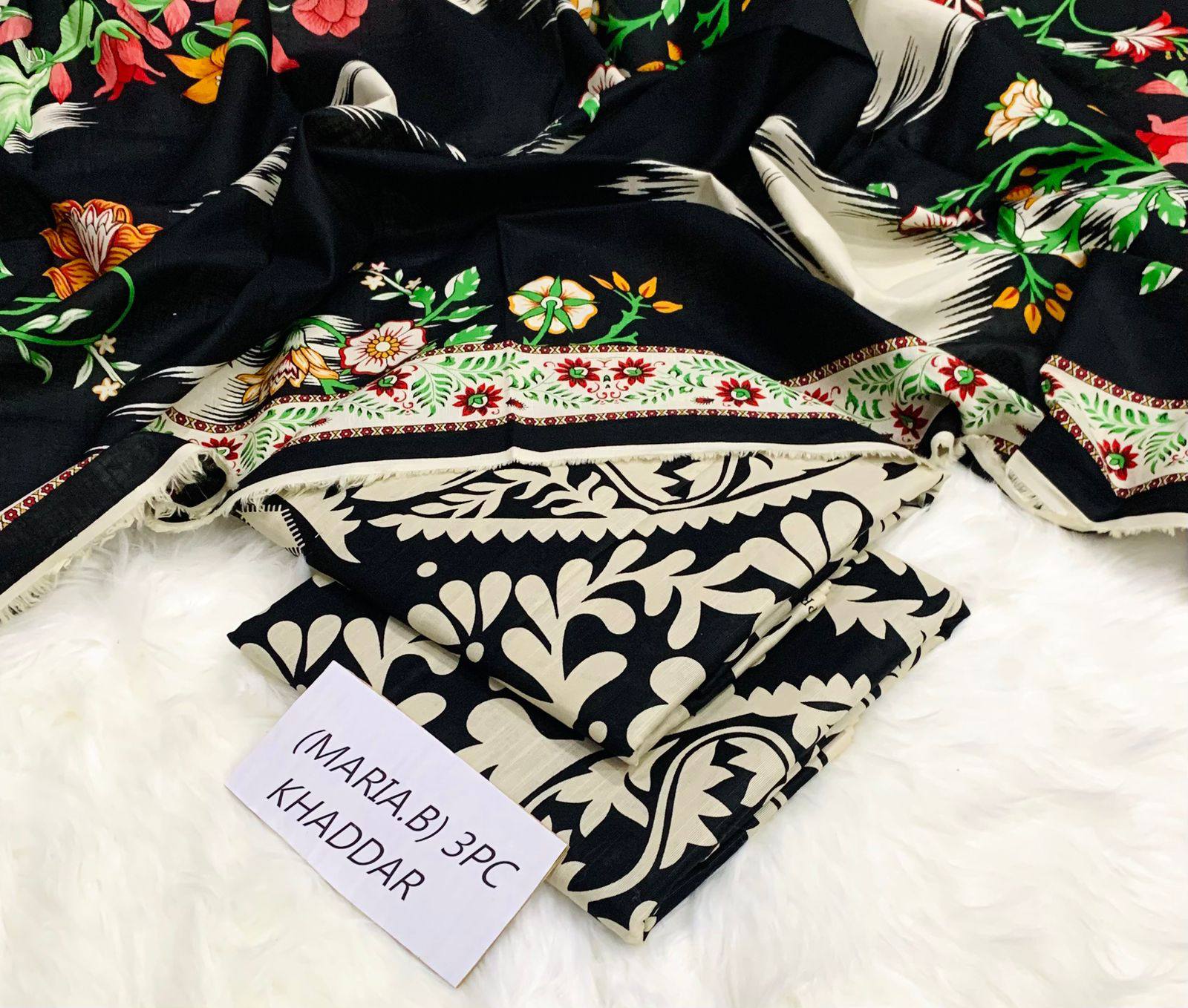 Digital Printed 3 Pcs Soft Khaddar Suit -23