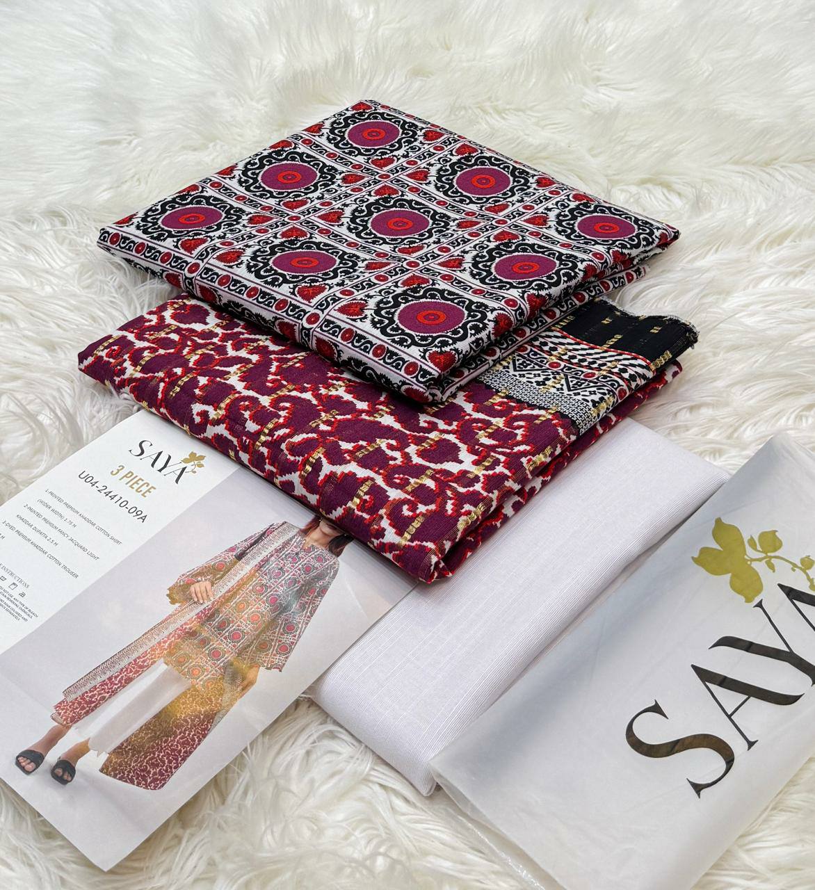 Digital Printed 3 Piece Soft Khaddar Suit-23