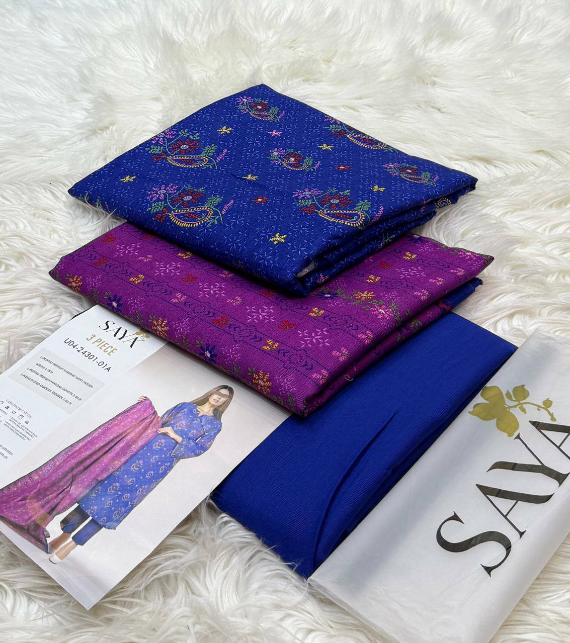 Digital Printed 3 Piece Soft Khaddar Suit-31