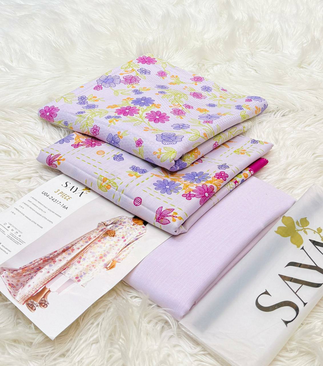 Digital Printed 3 Piece Soft Khaddar Suit-34