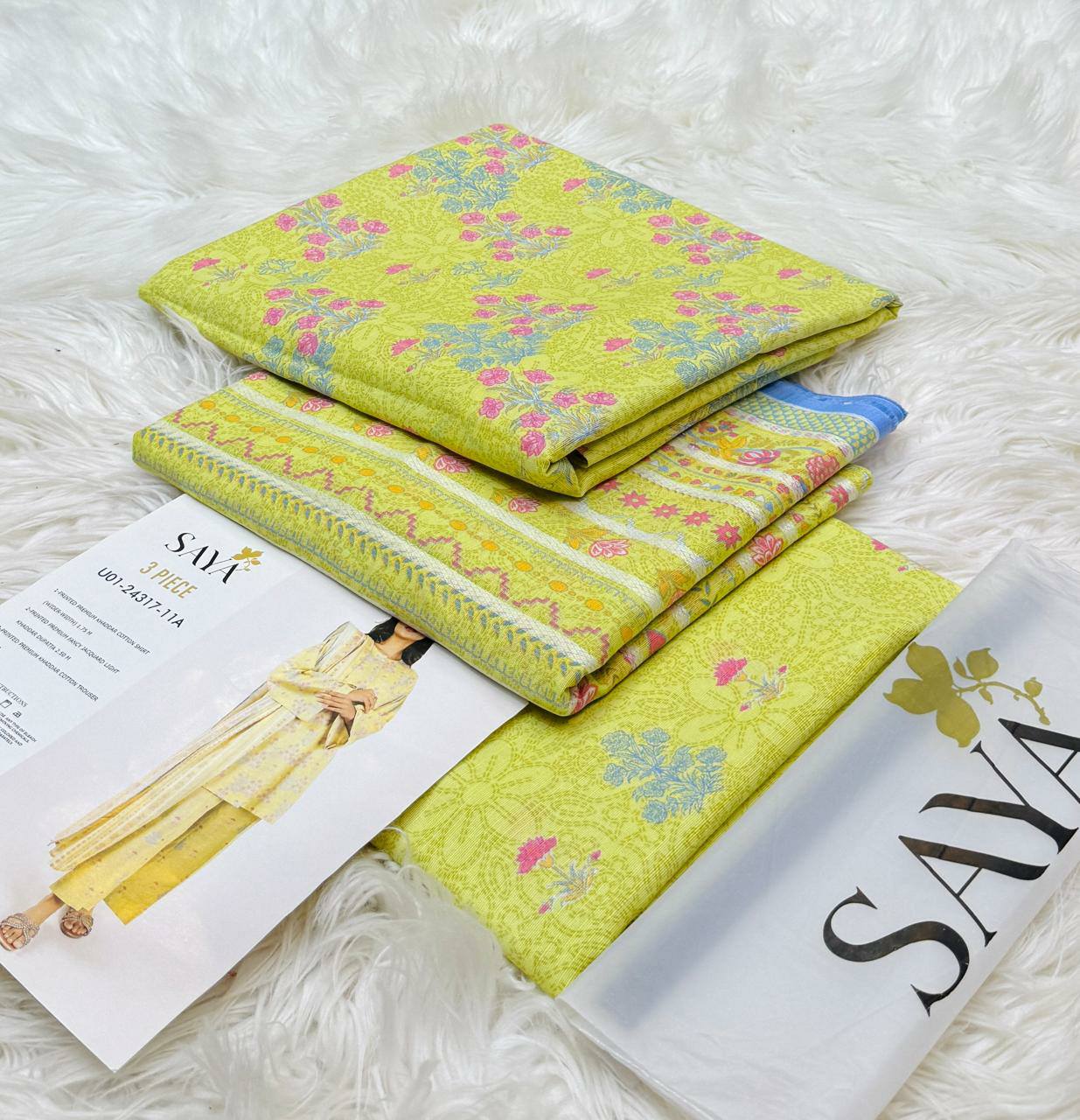 Digital Printed 3 Piece Soft Khaddar Suit-35