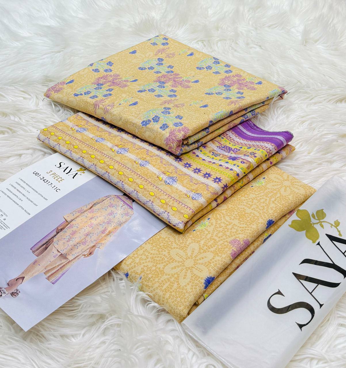 Digital Printed 3 Piece Soft Khaddar Suit-37