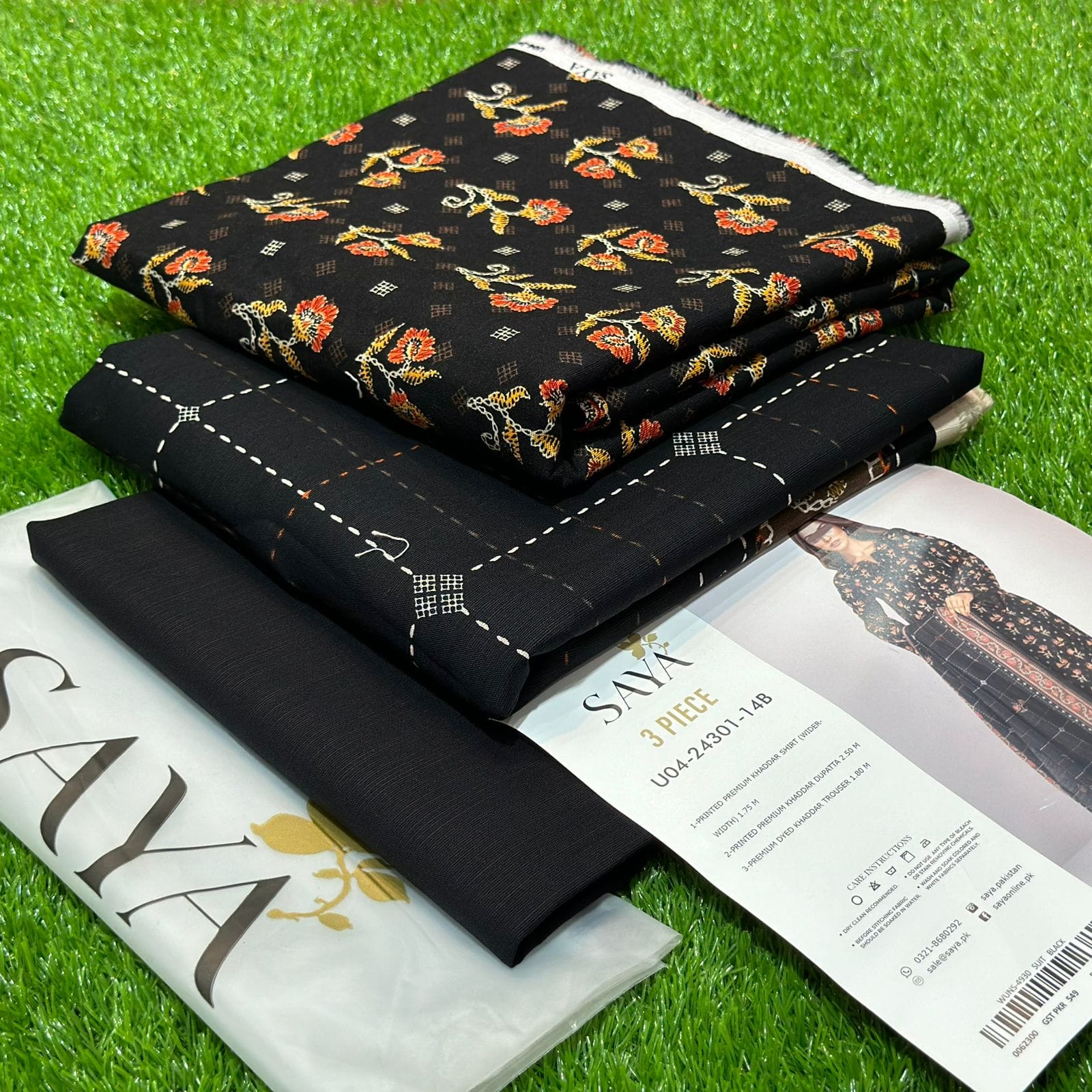 Digital Printed 3 Piece Soft Khaddar Suit-03