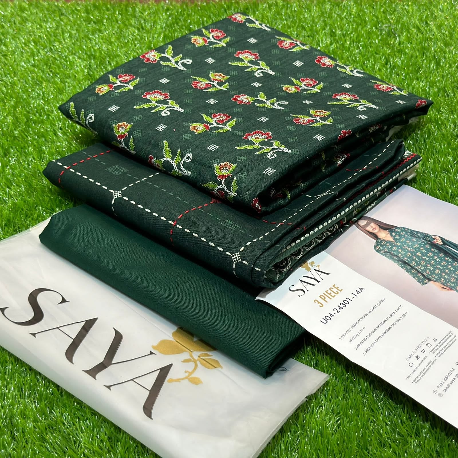 Digital Printed 3 Piece Soft Khaddar Suit-06