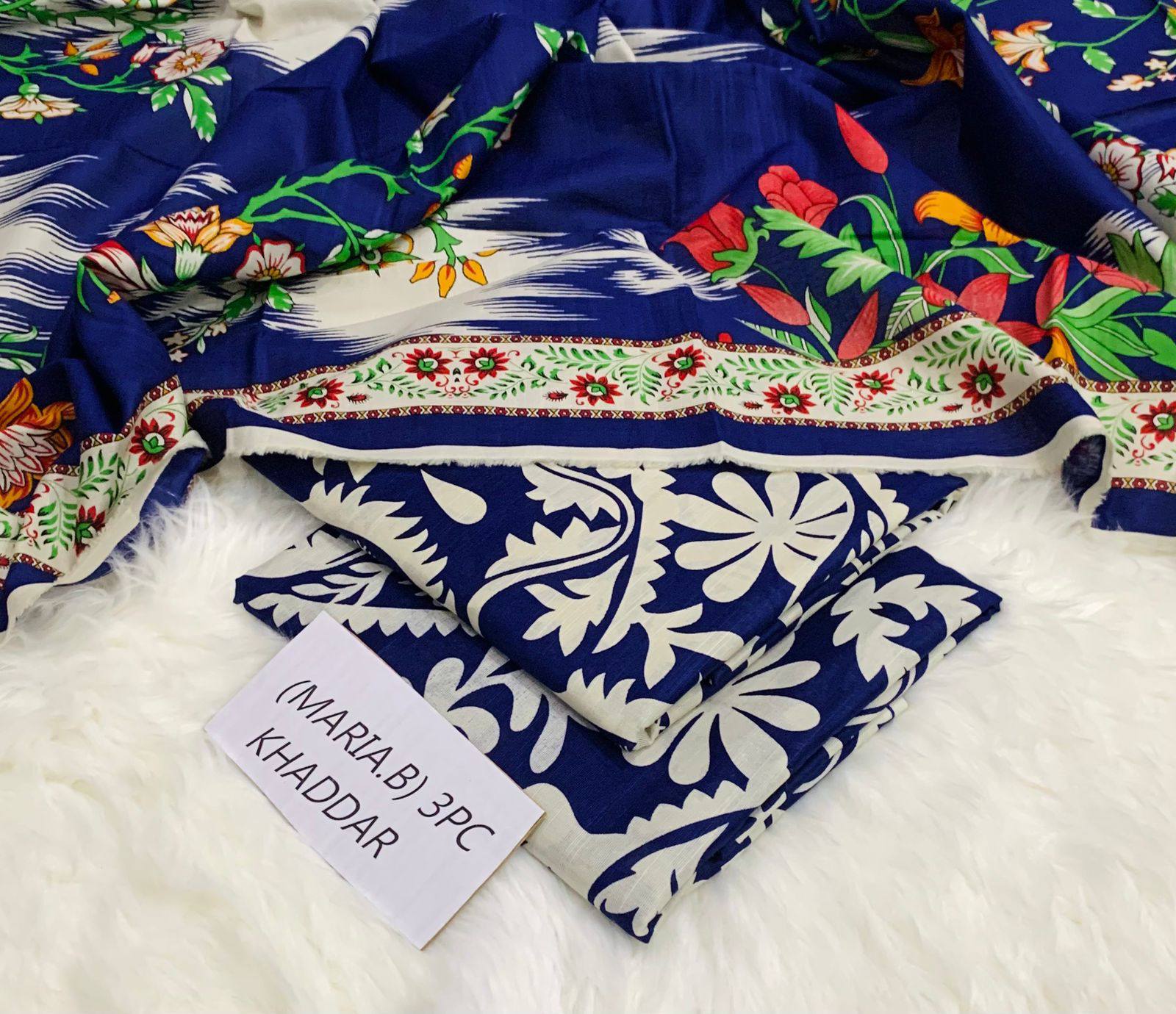 Digital Printed 3 Pcs Soft Khaddar Suit -07